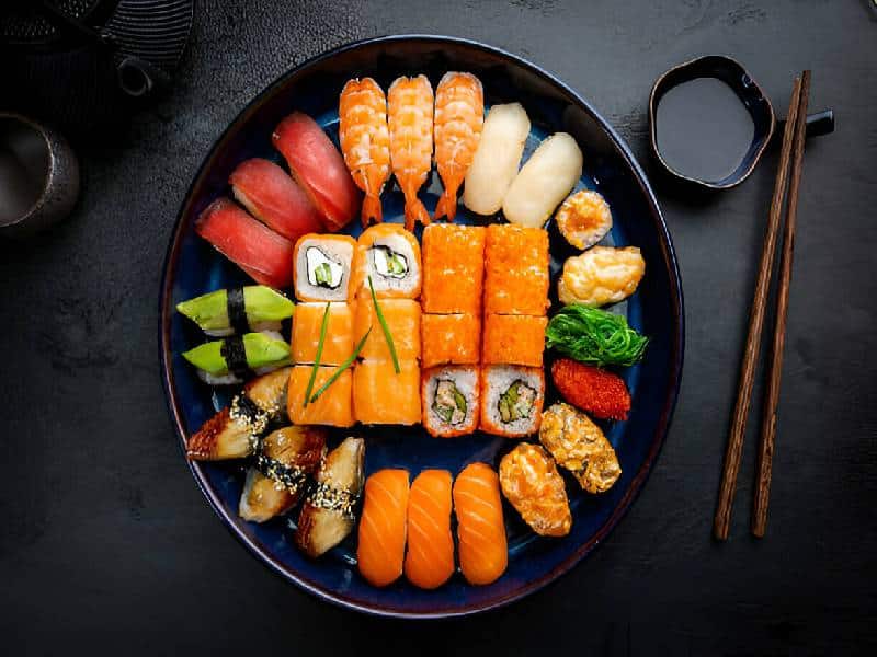 انواع مختلف سوشی 