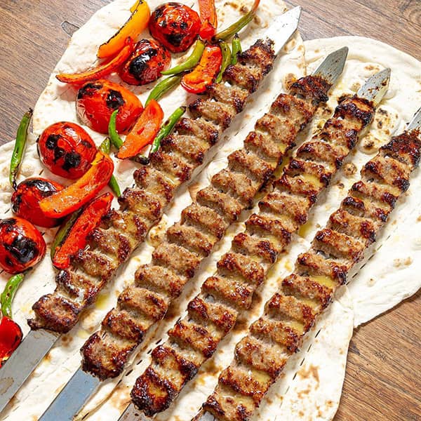 فوت‌ و فن کباب کوبیده حرفه‌ای و بی‌نقص